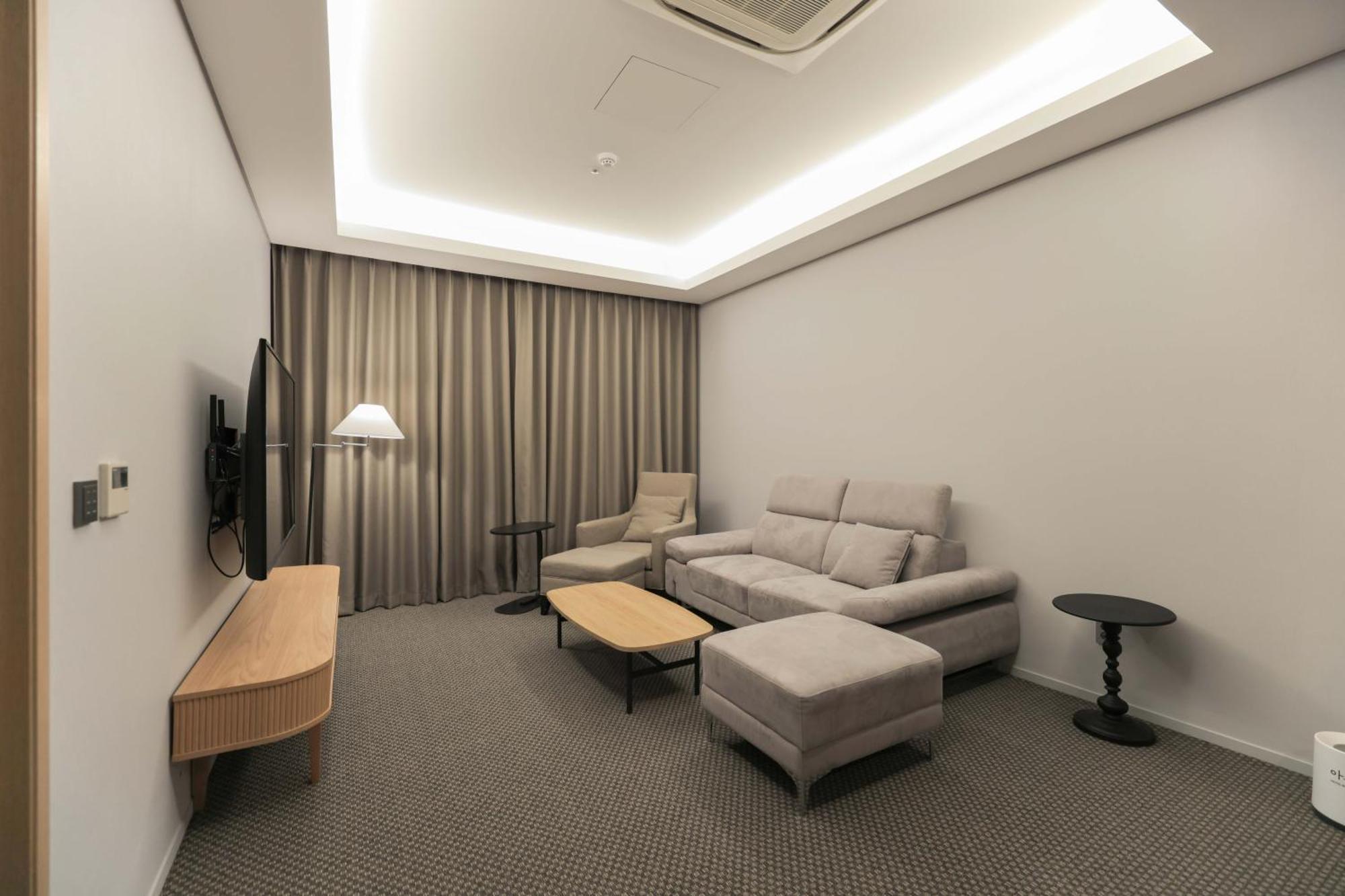 Aank Hotel Incheon Guwol Exterior foto